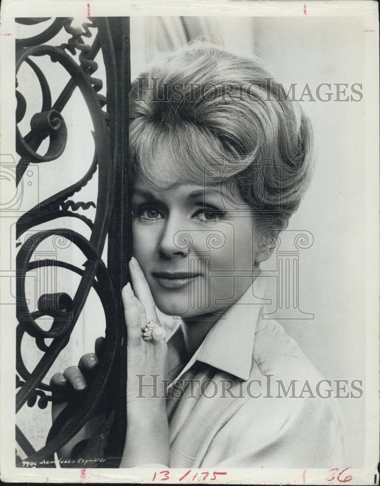 1966 Actress Debbie Reynolds - Historic Images