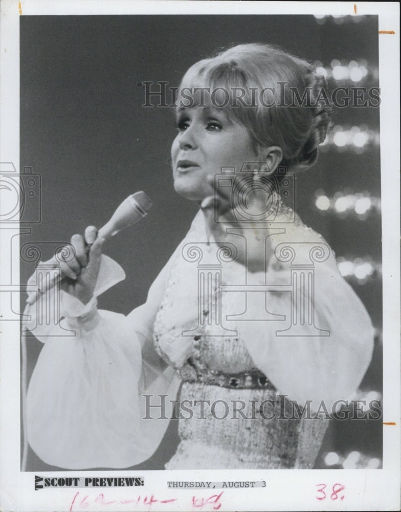 1972 Debbie Reynolds On The Bobby Darin Amusement Company - Historic Images