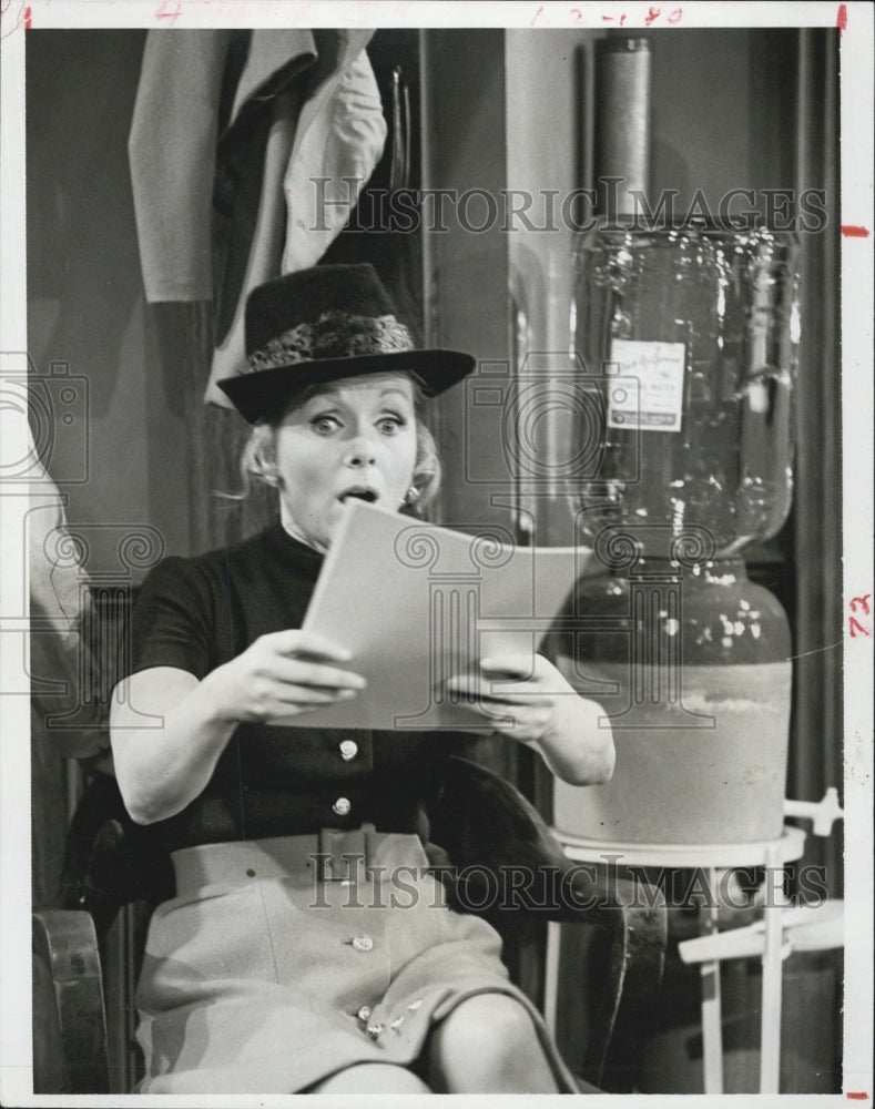 1970 Debbie Reynolds Show Actress Comedy Television Series Show - Historic Images