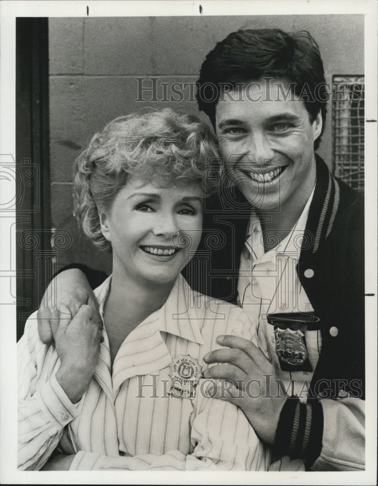 1987 Press Photo Debbie Reynolds Actress Brian McNamara Sadie and Son - Historic Images