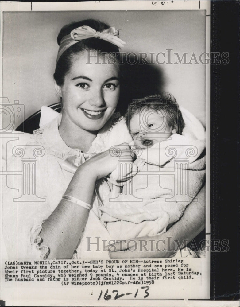 1958 Shirley Jones With Son - Historic Images