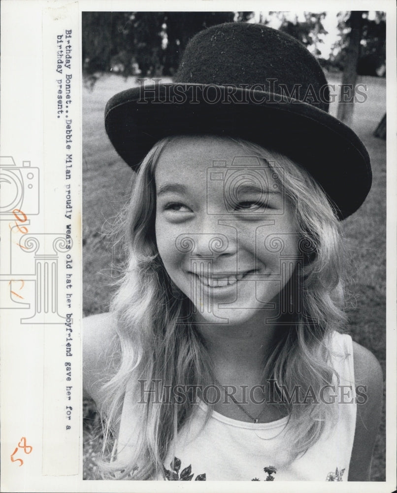 1973 Hat - Historic Images