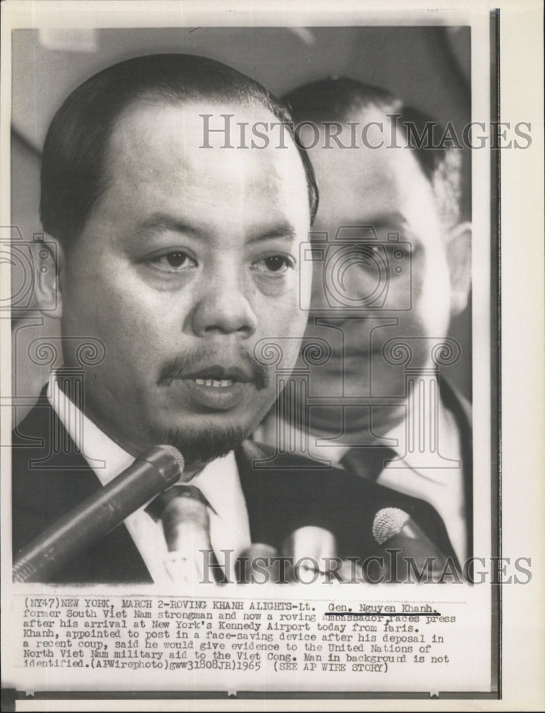 1965 Lt. Gen. Nguyen Khanh Ambassador Press New York Kennedy Airport - Historic Images