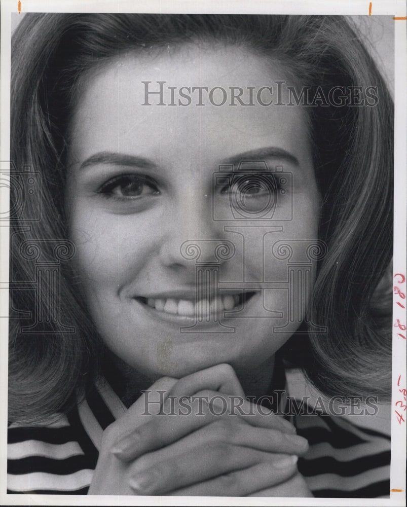 1969 Miss Cathy Muirhead Maid Cotton 20 year old brunette-Historic Images