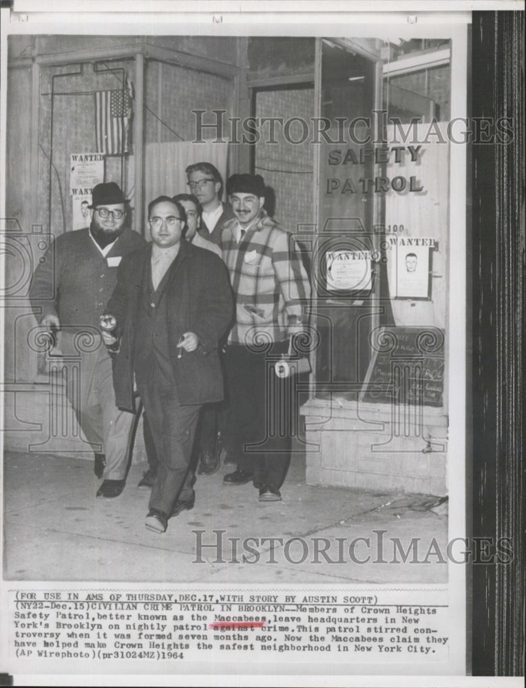 1964 Maccabees leave headquarters to patrol against crime. - Historic Images