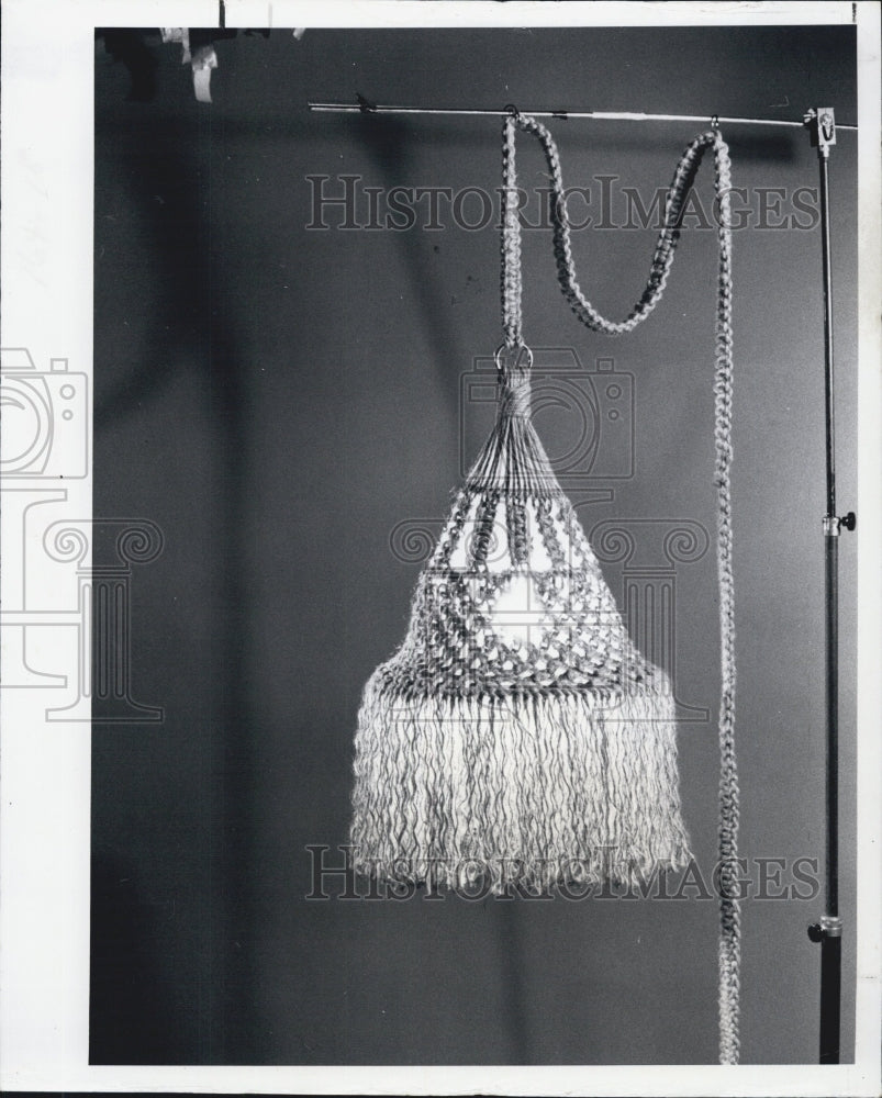 1977 Macrame Lampshade Bonnie Paulk Design Knotting Art - Historic Images