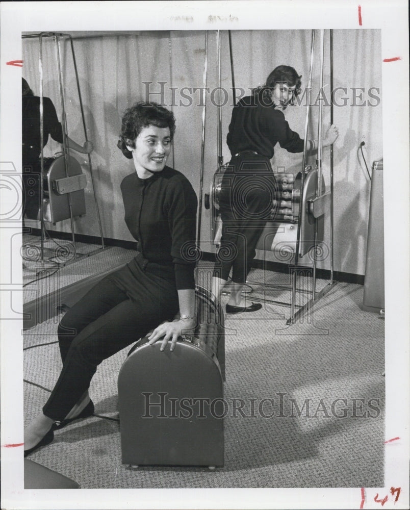 1958 Press Photo Roller Machine In Woman's Health Club St Petersburg FL - Historic Images