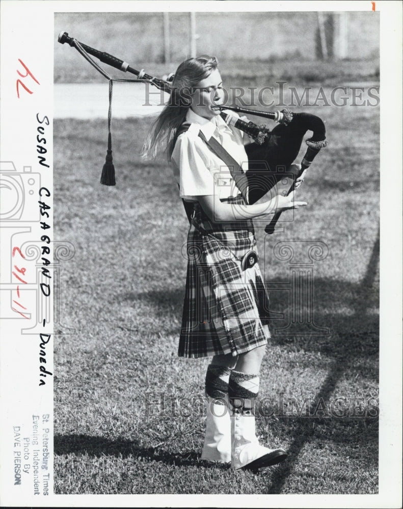 1983 Press Photo 17th Annual Scottish Games In Dundin-Piper In Kilt COPY - Historic Images