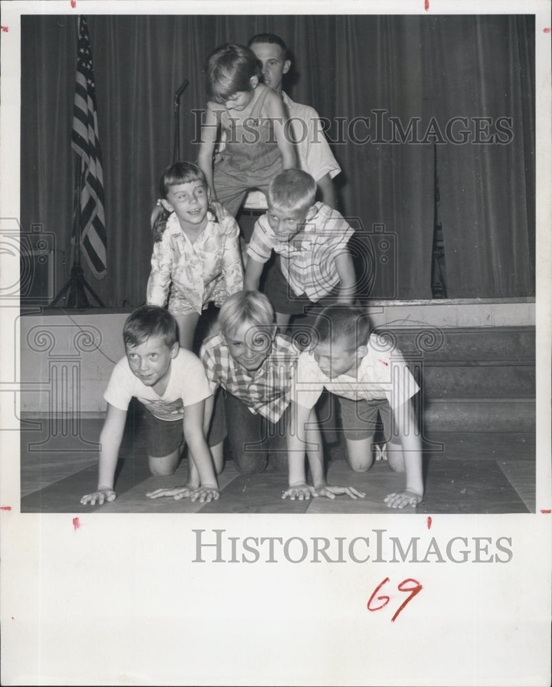 1969 New Port Richey Recreation Dept, Pyramid  closing exercises. - Historic Images