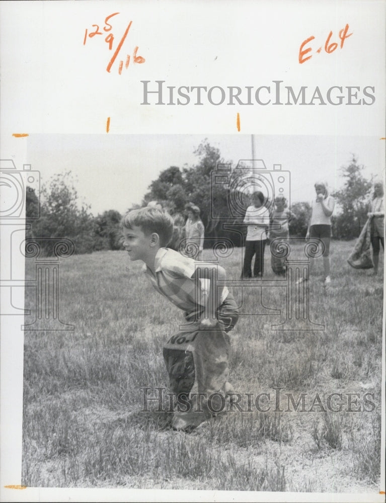 1973 Sack Race at New Port Recreation Day. - Historic Images