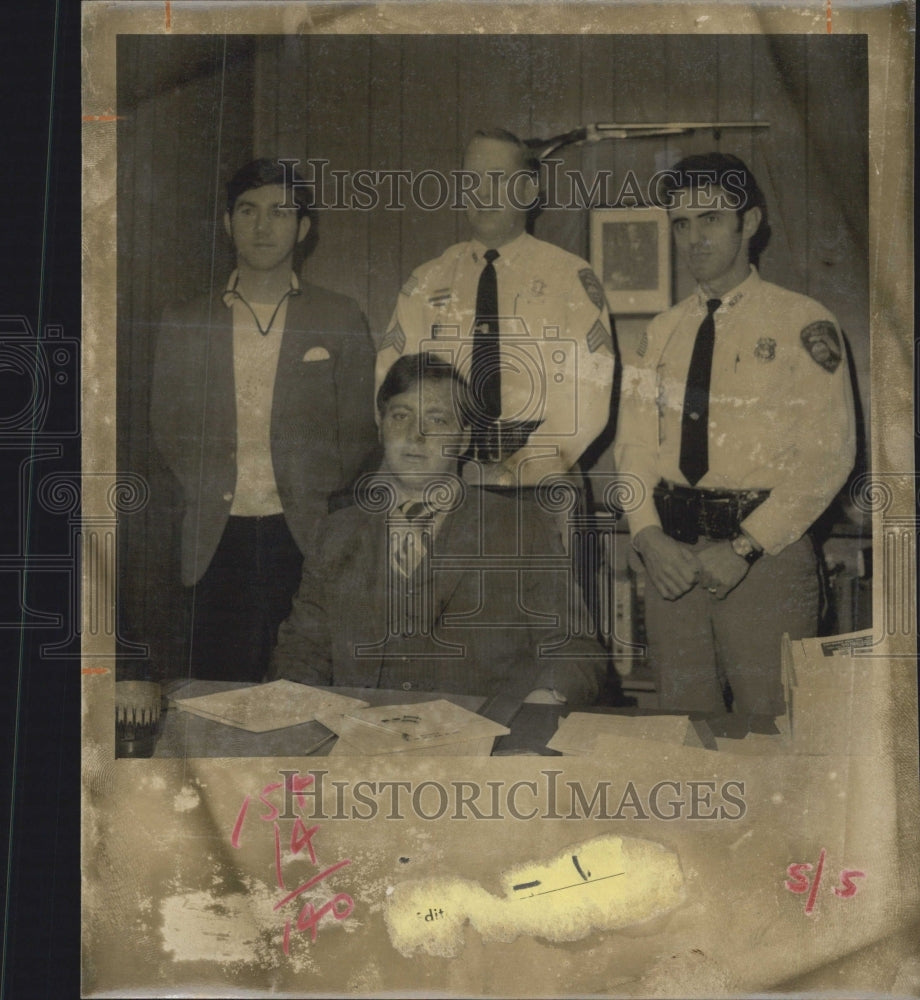 1973 Press Photo Two new port policemen been promoted. - Historic Images