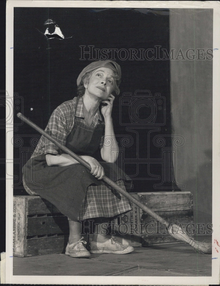 1958  Helen Hayes "Mrs McThing" - Historic Images