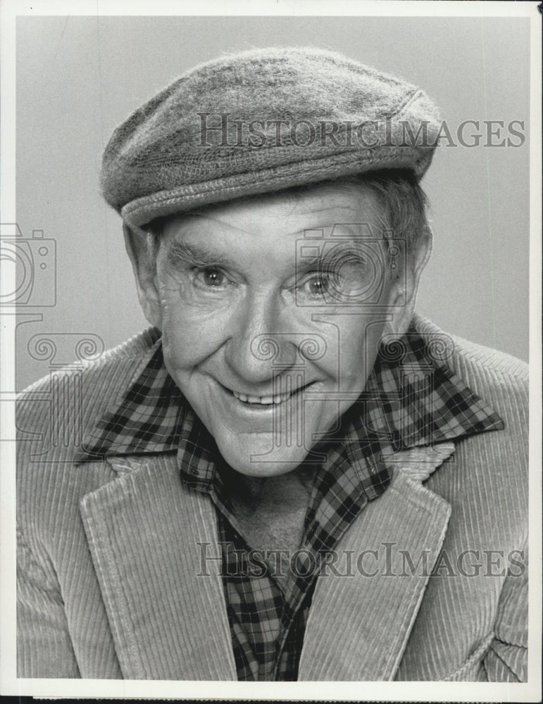 1982 Press Photo Burgess Meredith in &quot;Gloria&quot; - Historic Images