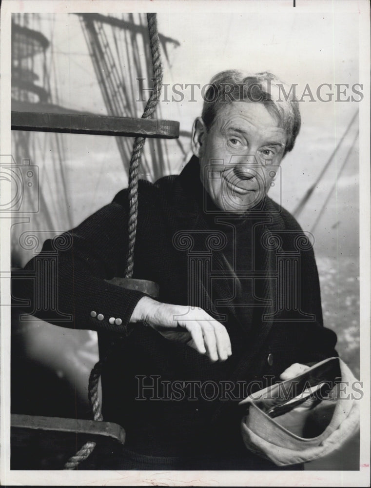 Press Photo Narrator Burgess Meredith Down to the Sea in Ships project 20 - Historic Images