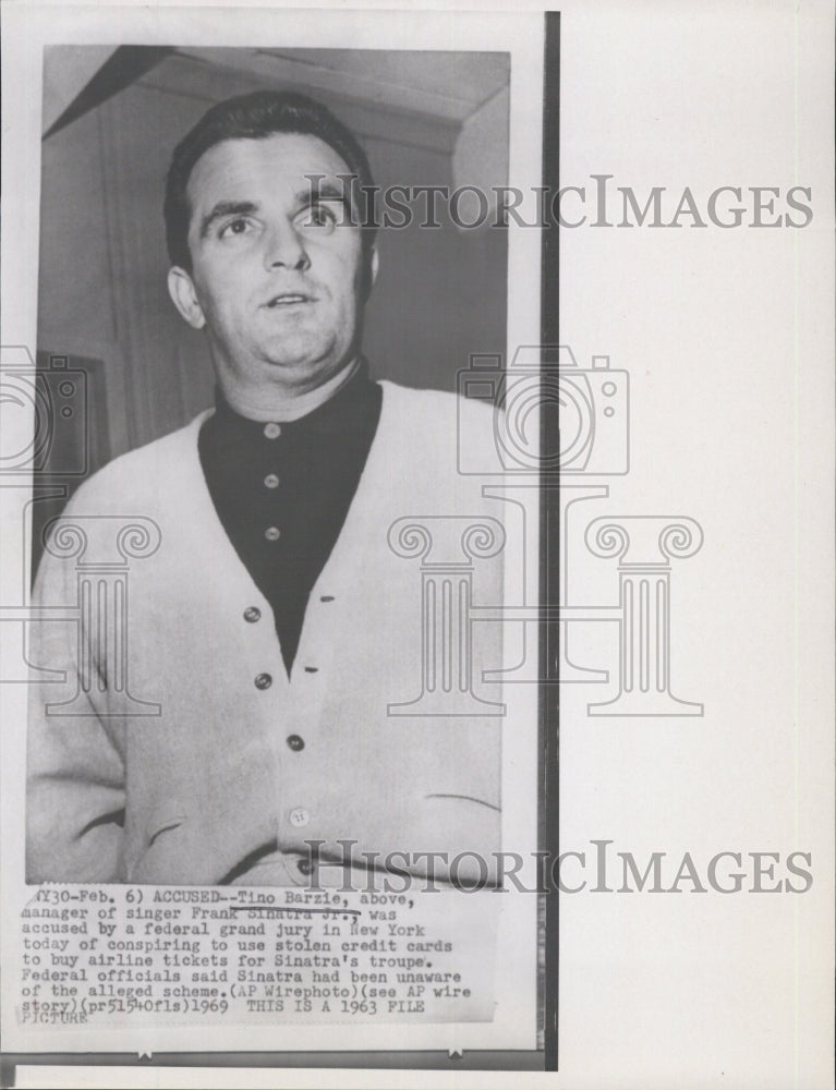 1969 Tino Barzie Accused of using stolen Credit Cards Frank Sinatra - Historic Images