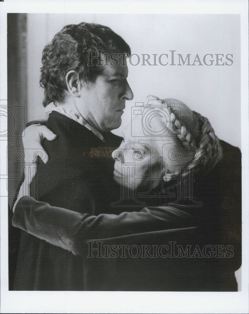 1984 Press Photo Actor Alan Howard and Actress Irene Worth stars in Shakespeare - Historic Images