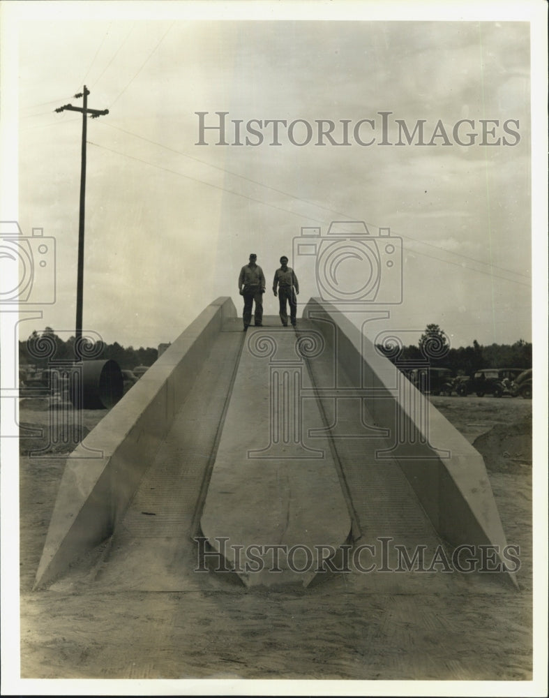 1941 Portable metal bridge designed by Linton Hopkins jr. - Historic Images