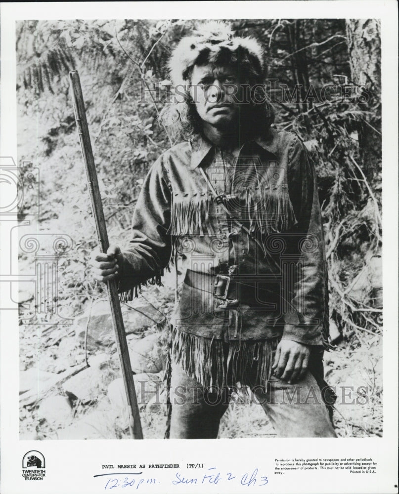 1975 Actor Paul Massie As Pathfinder - Historic Images