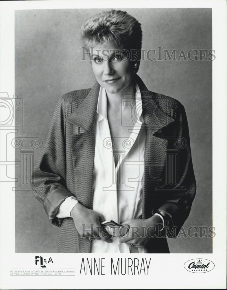 Press Photo 70&#39;s Singer Anne Murray In 80&#39;s Sporting Jacket And Short Hair- - Historic Images