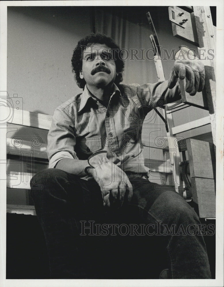 1974 Jose Perez Actor Aces Up - Historic Images