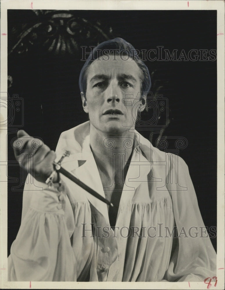 1959 John Neville Stars In Hamlet On CBS-Show Of The Month - Historic Images