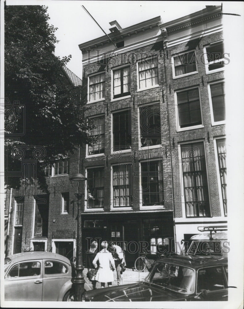 1969 Anne Frank building - Historic Images