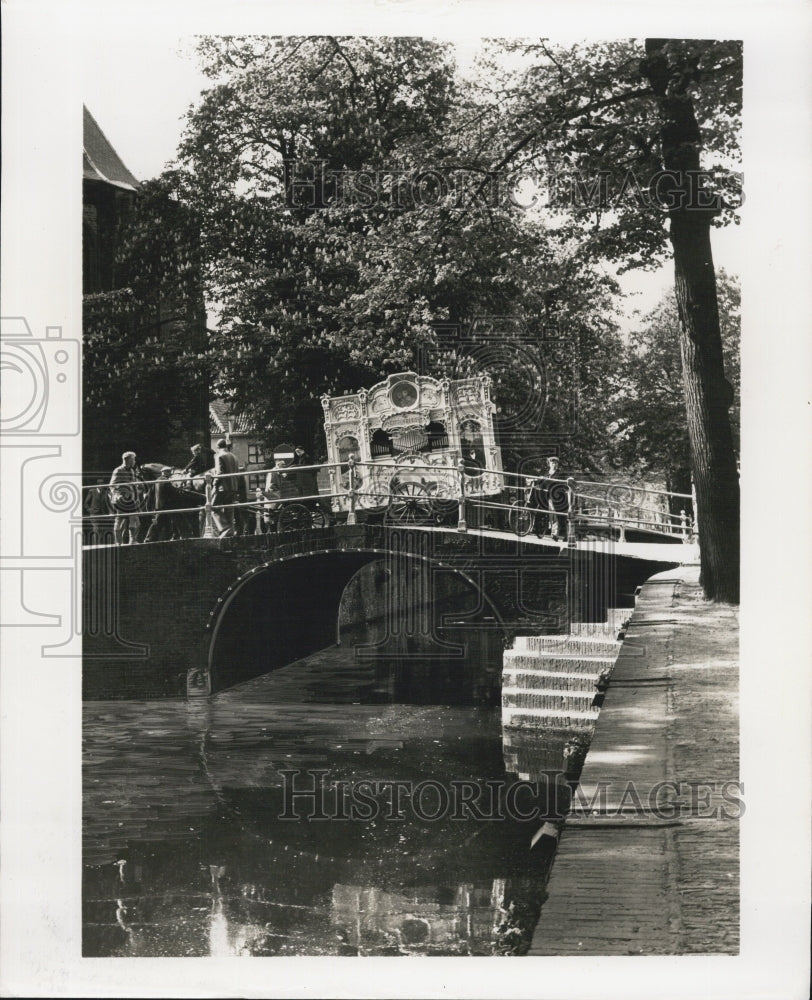 Press Photo Holland Amsterdam Bridge - Historic Images