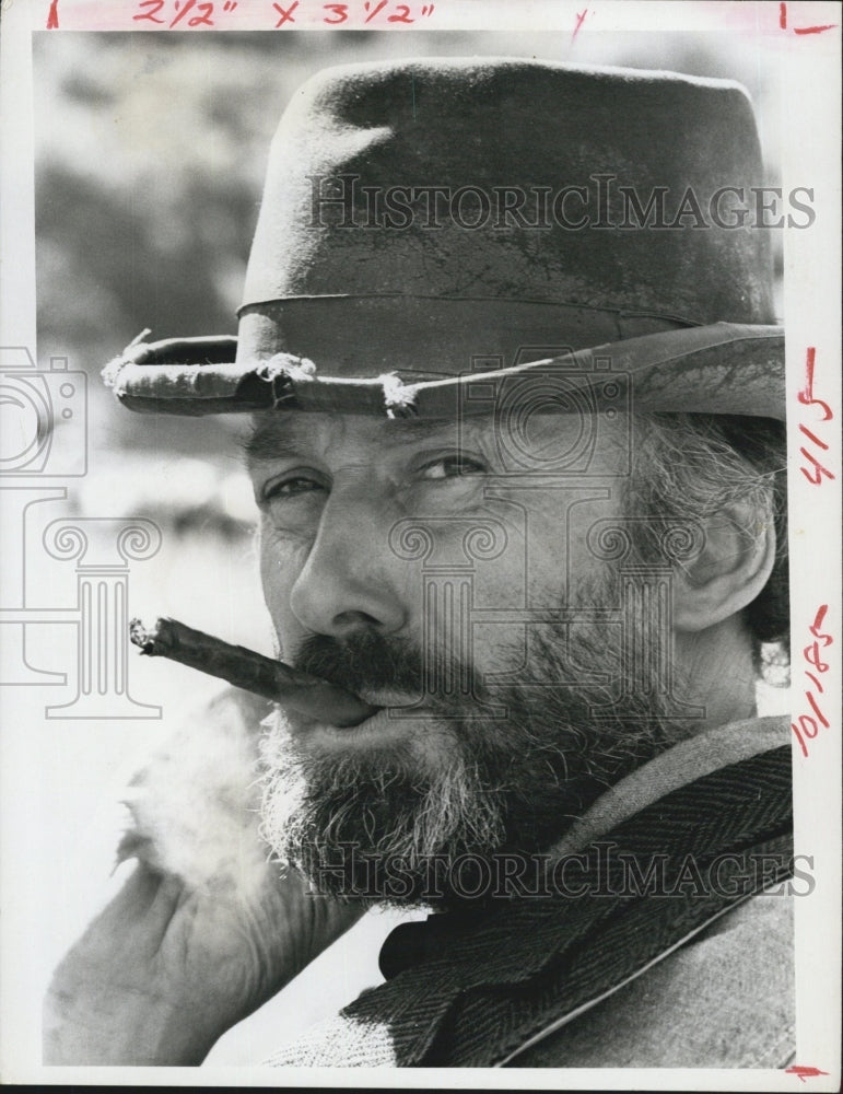 1970 Press Photo Richard Kiley Actor As Stark Gunsmoke - Historic Images