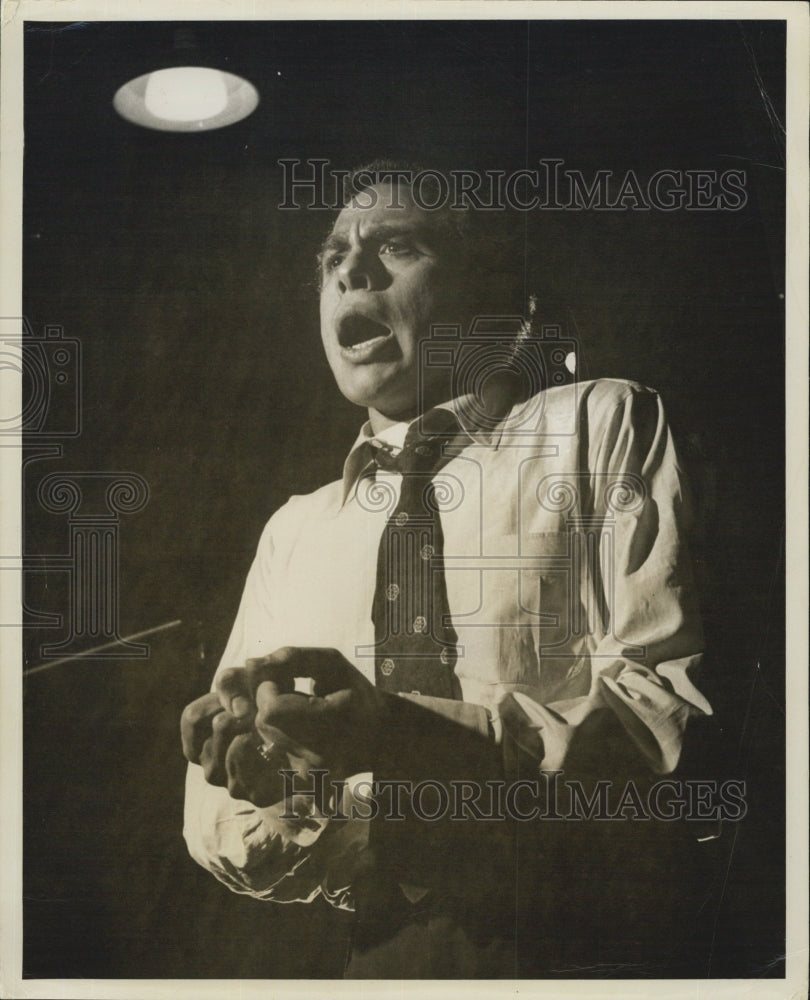 1964 Press Photo Musician George London - Historic Images