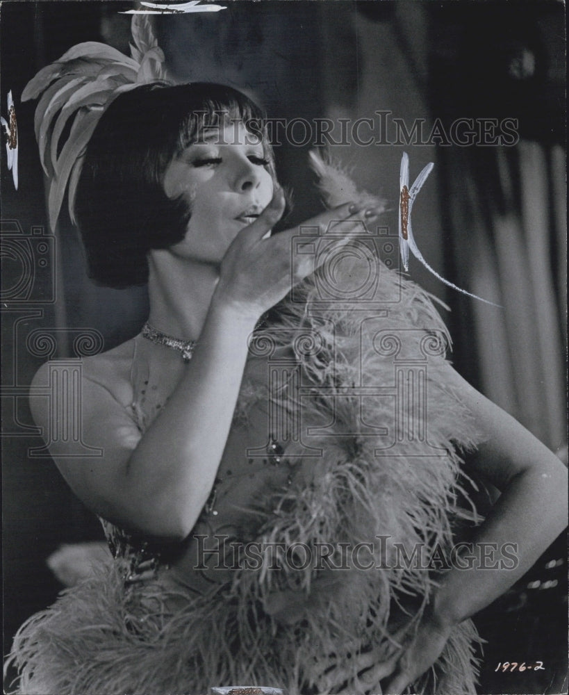 1966 of actress Shirley MacLaine in the film "Gambit" - Historic Images