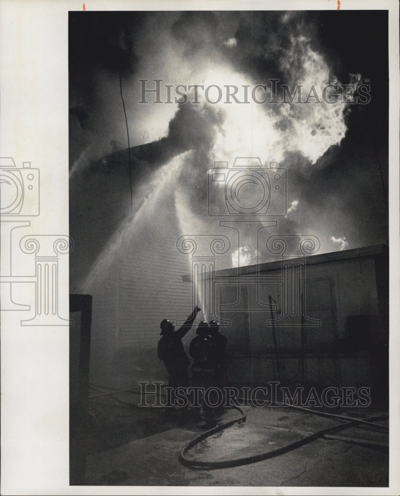 1976 Fire In Laboratory Storage House Bayboro Campus South Florida - Historic Images