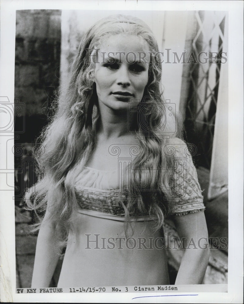 1973 Television Actress Ciaran Madden Scene - Historic Images