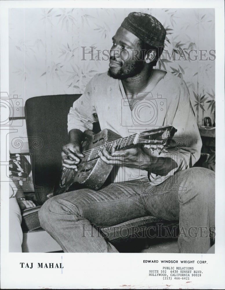 1972 Press Photo Taj Mahal wrote and played in movie, "Sounder" - Historic Images