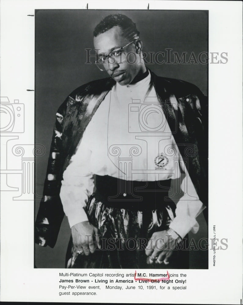 1991 Press Photo Recording Artist M.C. Hammer Portrait - Historic Images