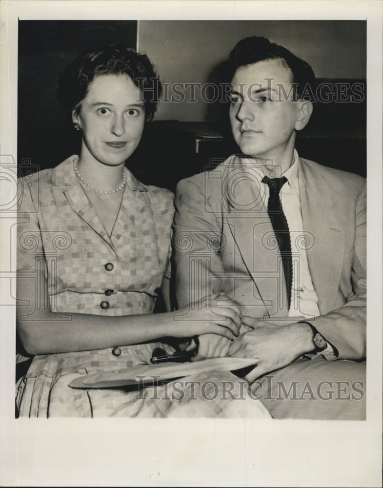 Press Photo Composer Anthony diBonaventura With Fiance Sarah Delano Roosvelt - Historic Images