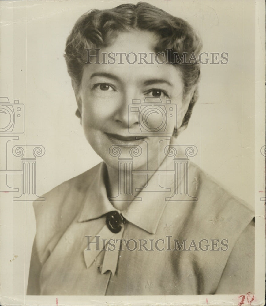 1958 Press Photo Helen Hayes As Reverend Mother Seraphim-One Red Rose For Xmas - Historic Images