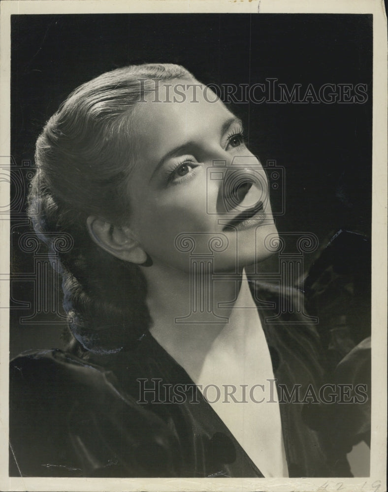 1952 Press Photo Actress Singer Helen Hayes - Historic Images