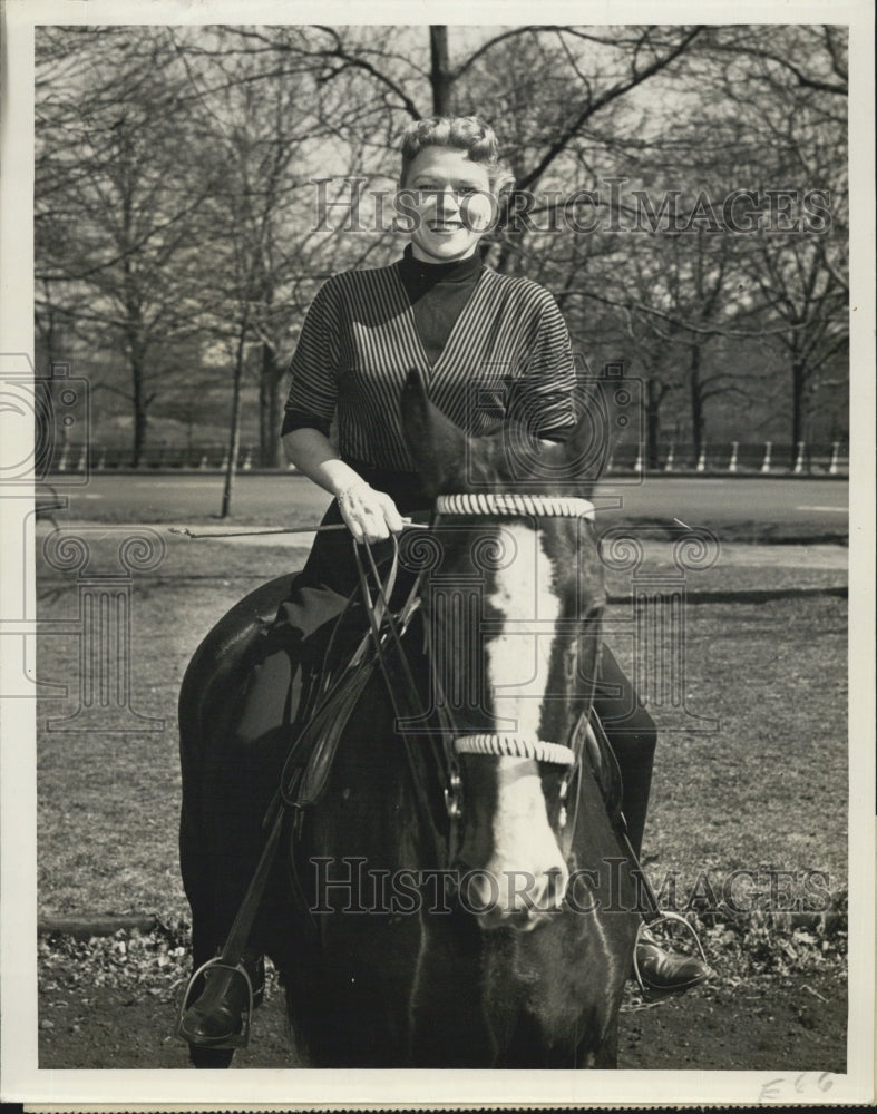 Press Photo Eileen Wilson in "Your Hit Parade" - Historic Images