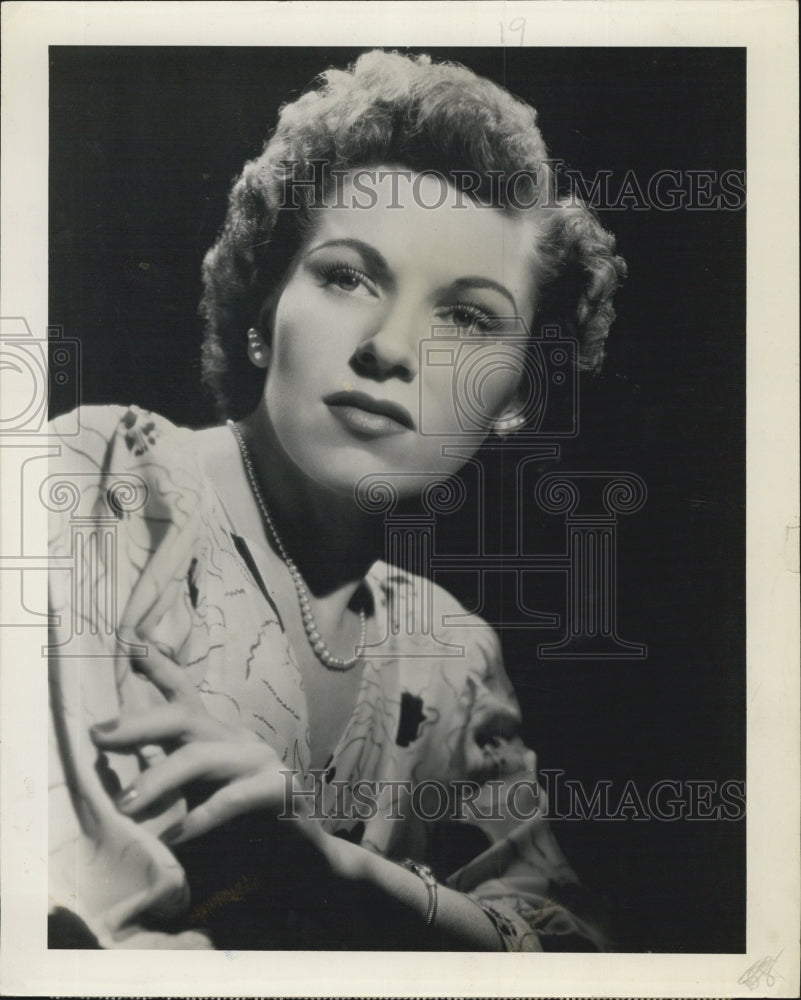 1949 Eileen Wilson - Historic Images
