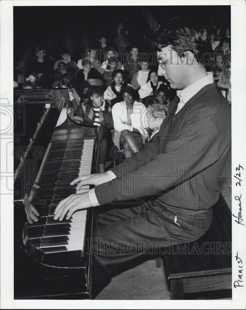 1988 Press Photo Jean-Efflam Bavouzet concert pianist - Historic Images