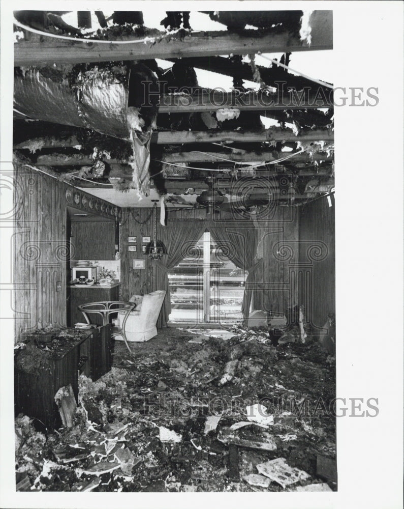 1986 Press Photo Clearwater House Fire - Historic Images