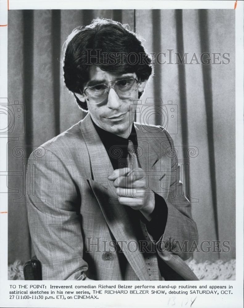 1984 Press Photo Richard Belzer the man in the picture - Historic Images