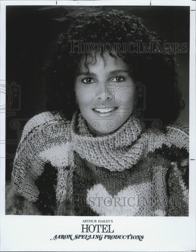 1987 Press Photo Actress Shari Belafonte-Harper - Historic Images