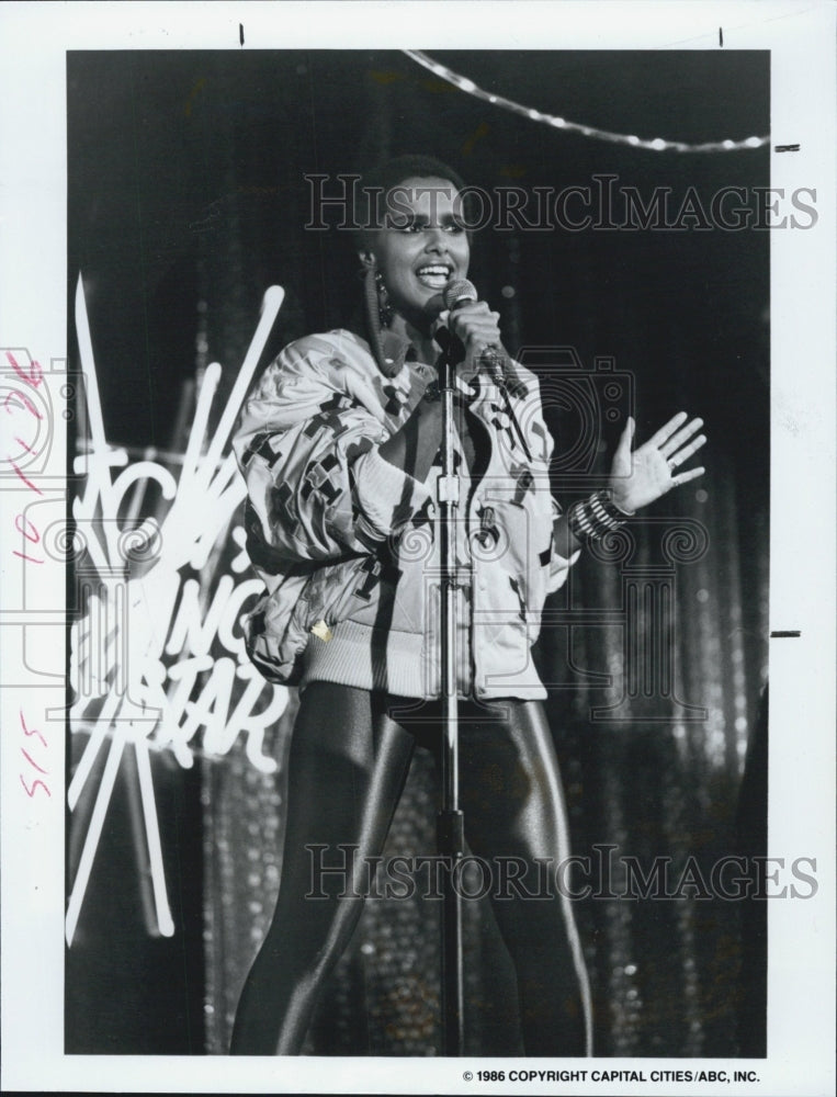 1986 Press Photo Shari Belafonte-Harper - Historic Images