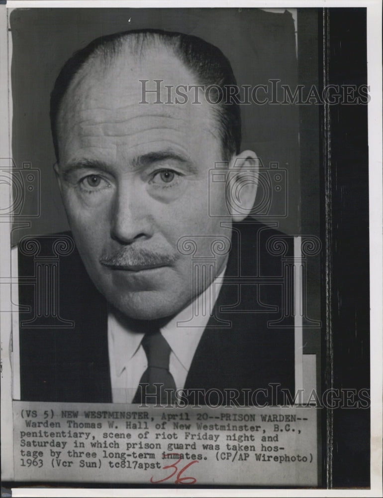 1963 Press Photo Prison warden Thomas W Hall - RSG75815 - Historic Images