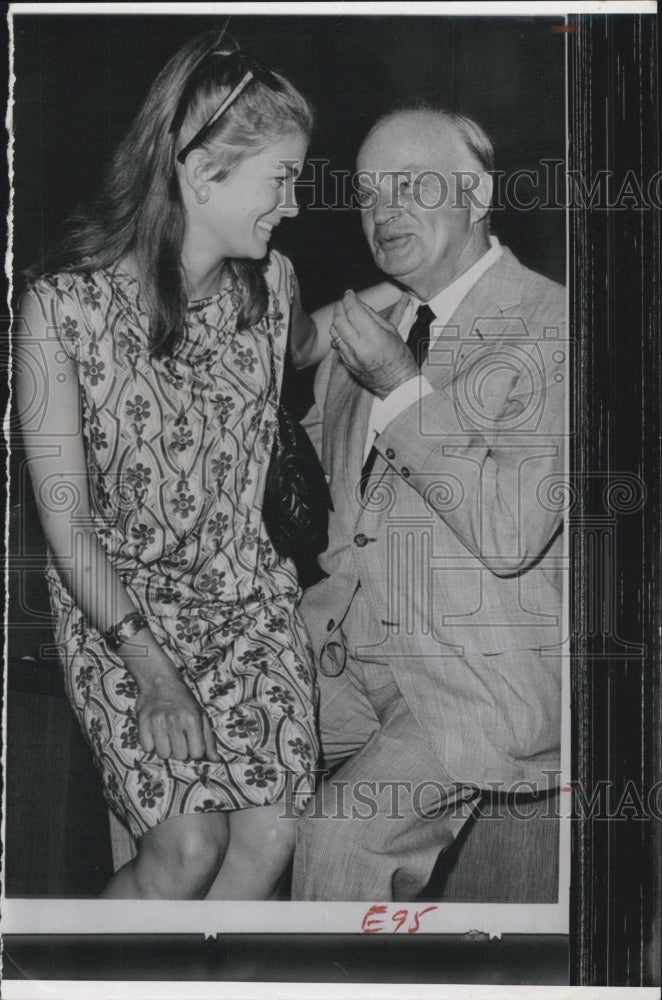 1965 Press Photo Edgar Bergen and daughter Candice - Historic Images