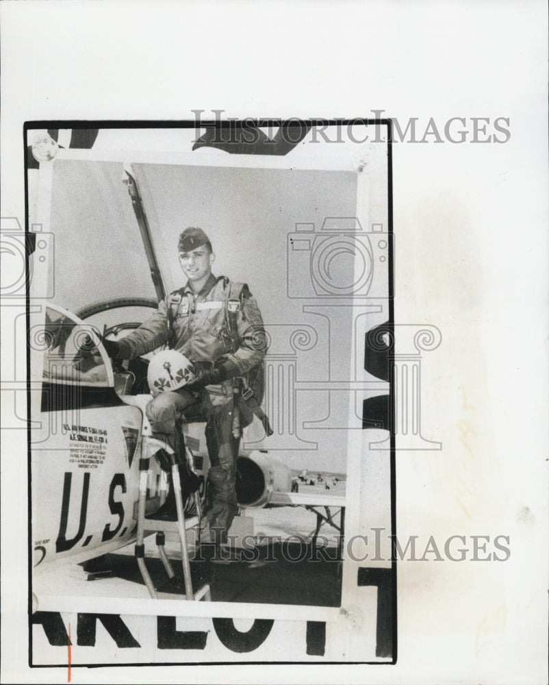 1974 Capt Glenn A Belcher - Historic Images