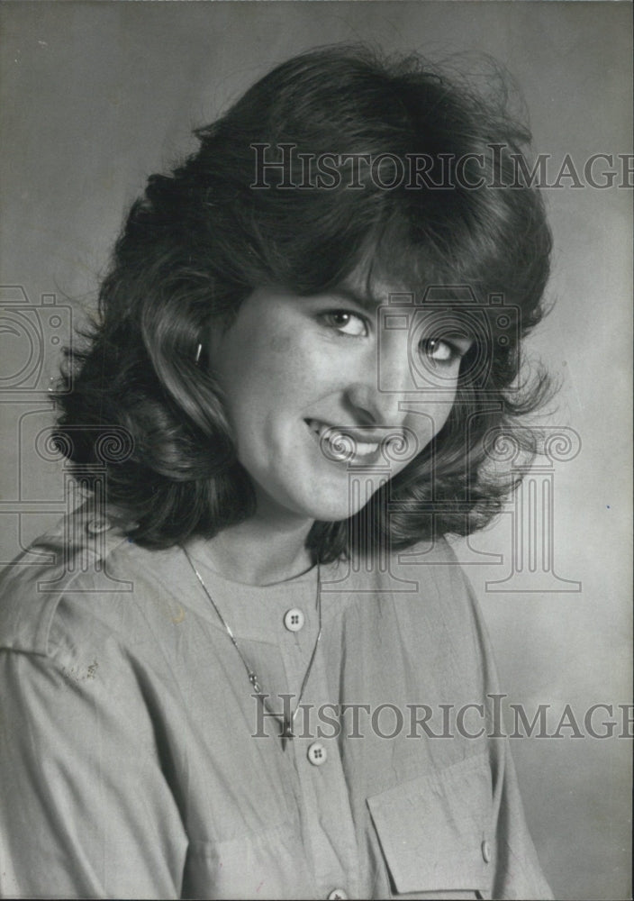 1986 Press Photo Carolyn Beam Sungoddess Court Coliseum - Historic Images