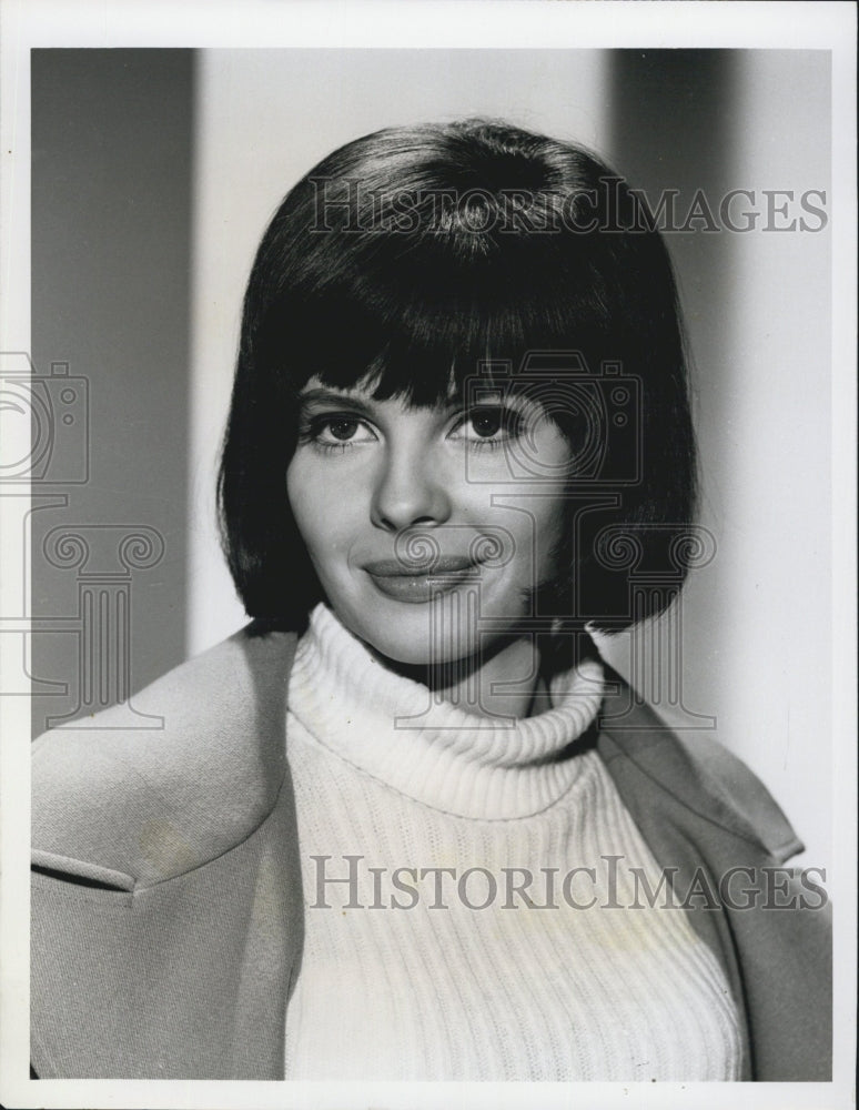 1968 Julie Parrish, in "Good Morning World" - Historic Images