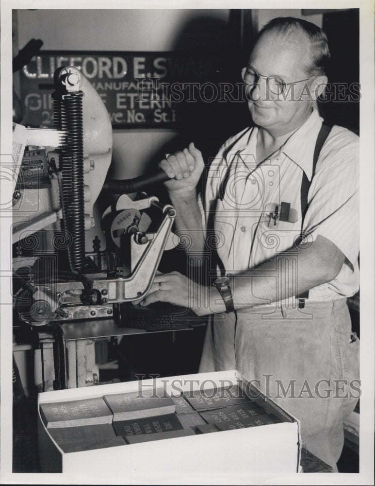 1959 Press Photo Clifford Swanson - Historic Images